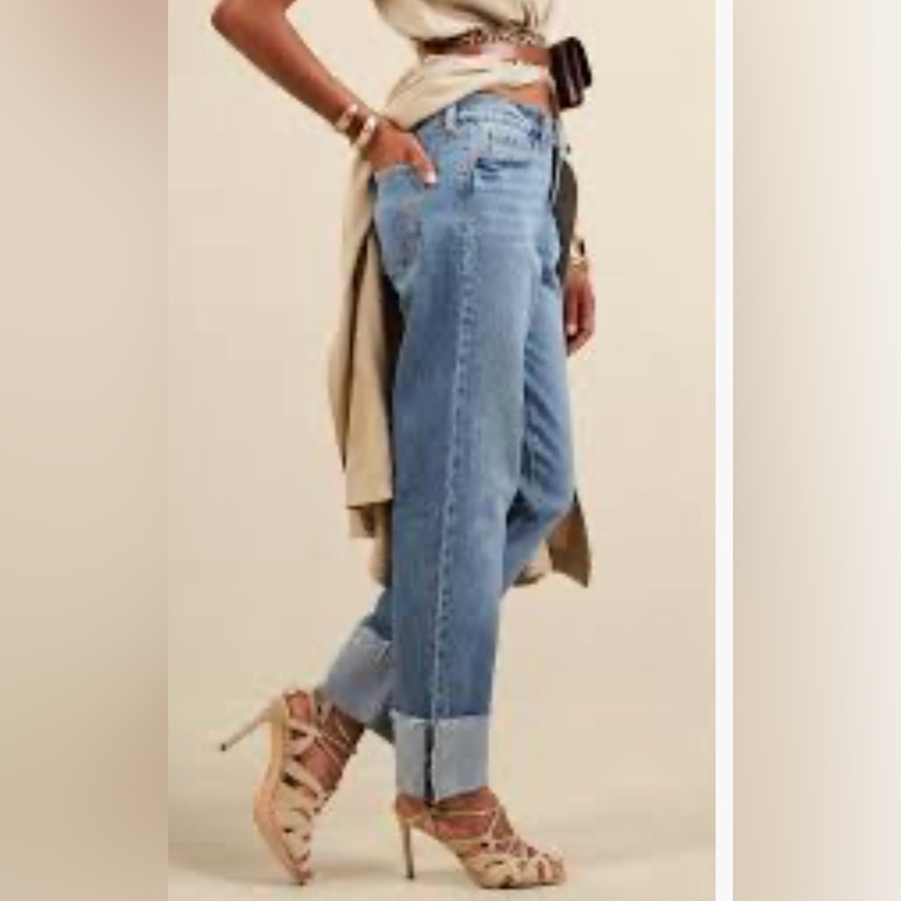 NWT Banana Republic slouched cuffed jean